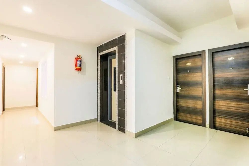 Fabhotel Star Holiday