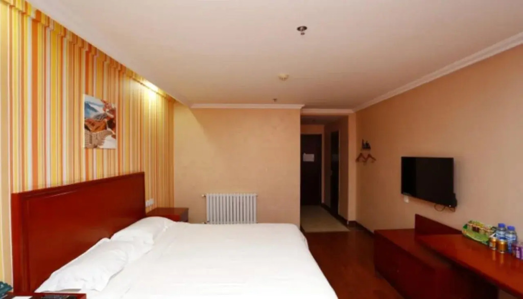 GreenTree Inn Tangshan Haigang Development Zone Jingtang Harbor Express Hotel