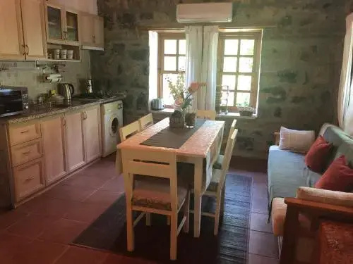 Fig Garden Cottages