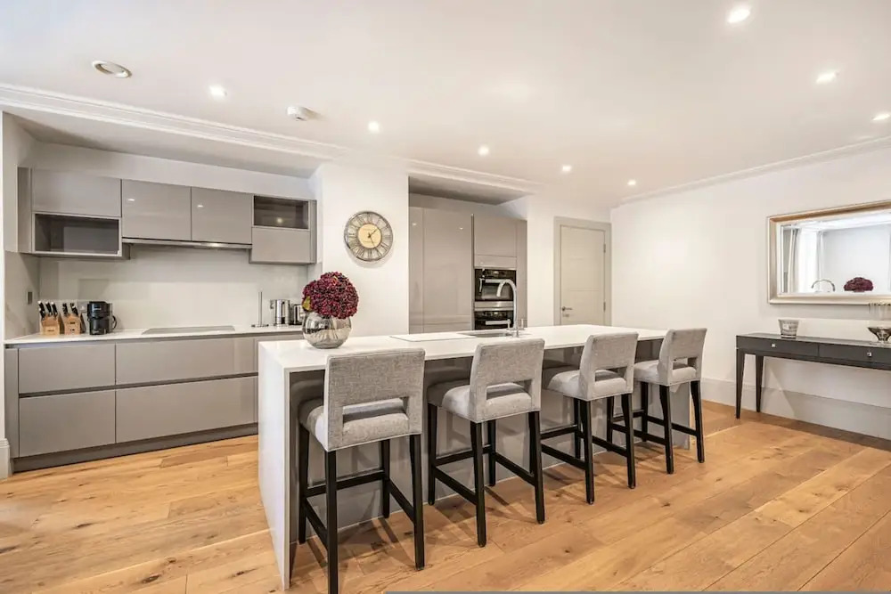Large Mayfair Home Huge Terrace Concierge