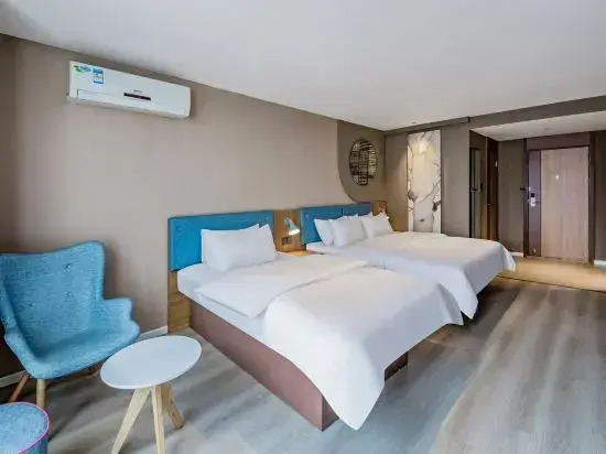 Homeinn Hotel (Chengdu Century City New Exhibition Center Subway Station)