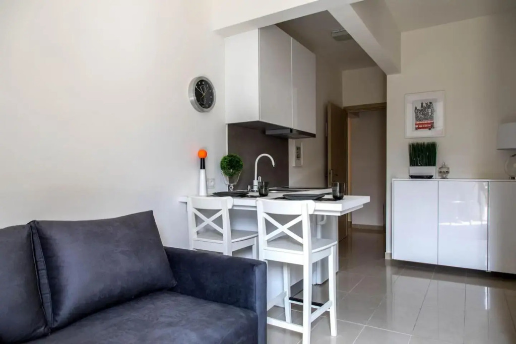 The Corner Suite in Historical Center