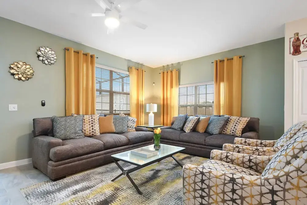 4921 Storey Lake Resort 52914/53724