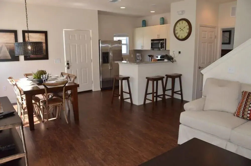 Modern Lucaya 4 Bedrooms 3 Baths Townhome