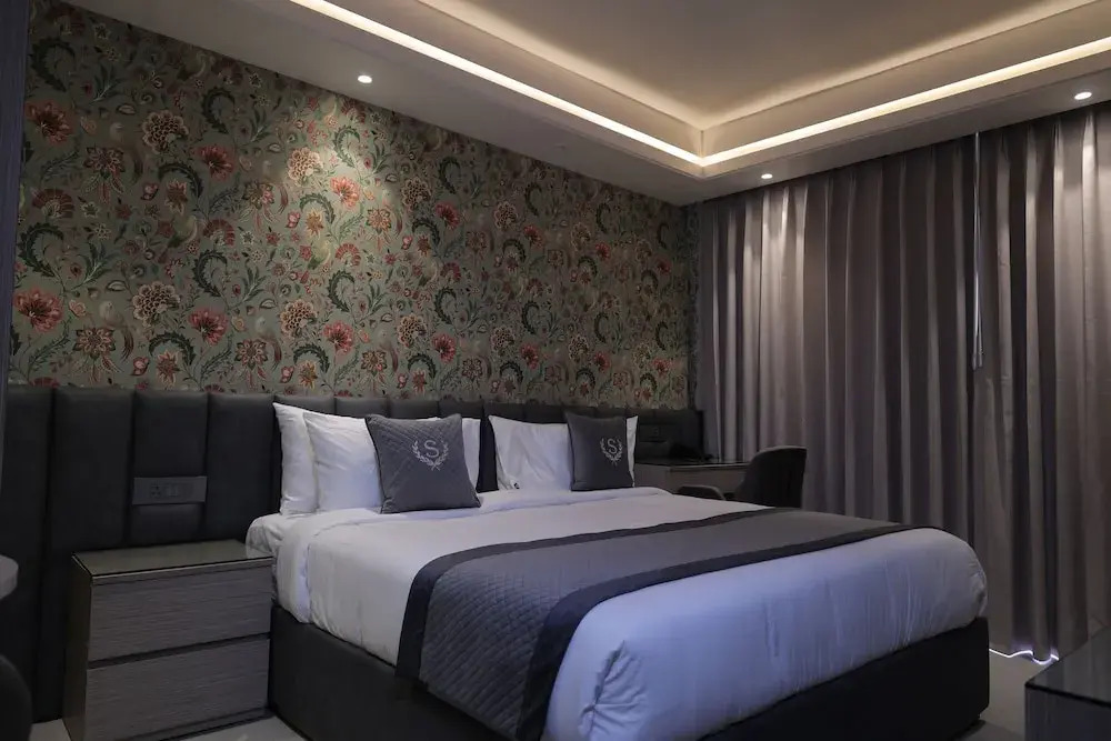 Stepstones Hotels and Inn