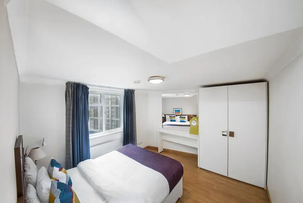 Lux London South Kensington