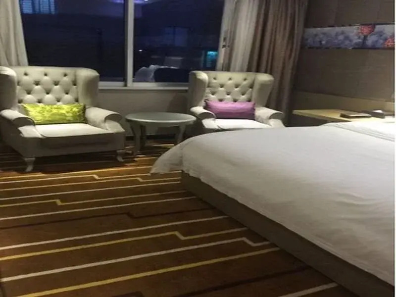 Lavande Hotel Shenzhen Huaqiang Road Subway Station Branch