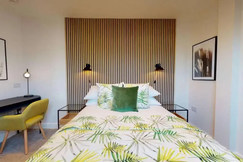 The Oxford Lodge six bedroom Oxford home