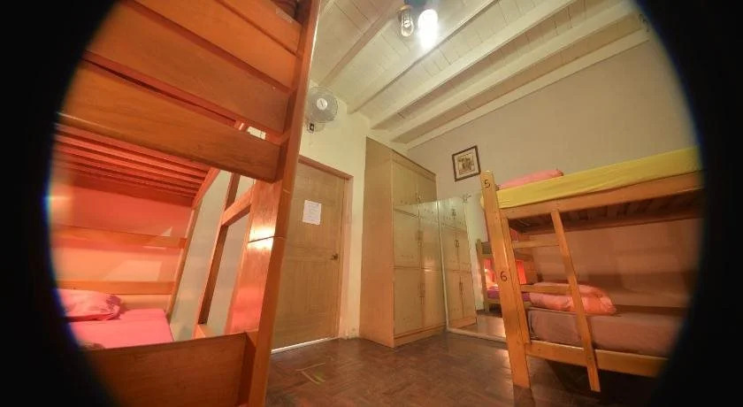 Hostal Alpes Lima