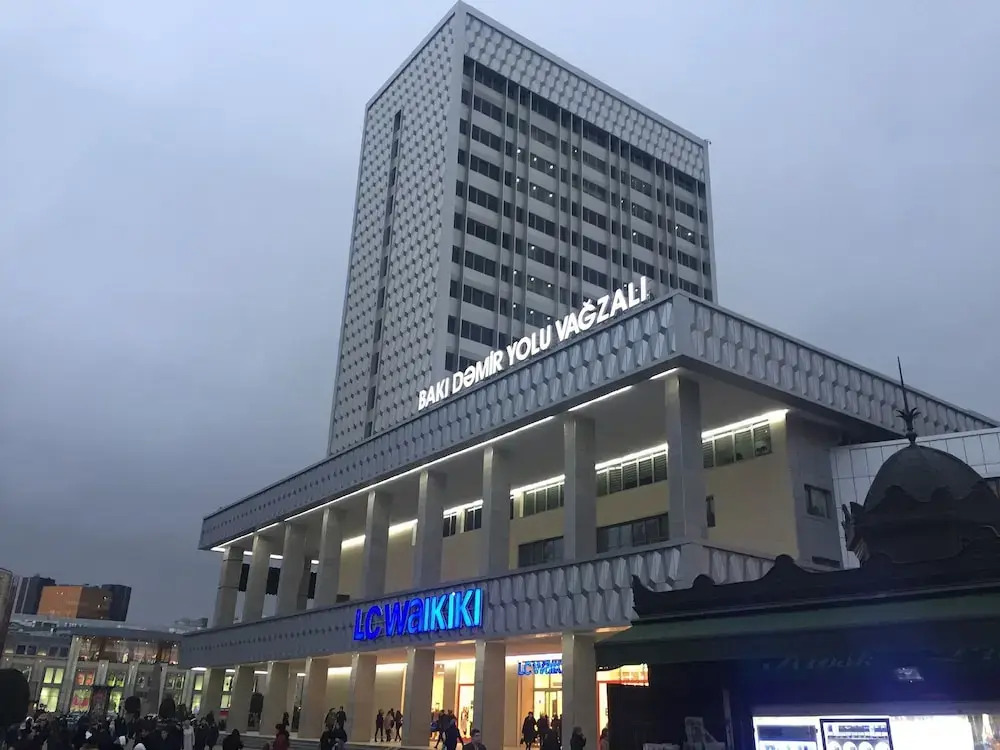 Hotel 28