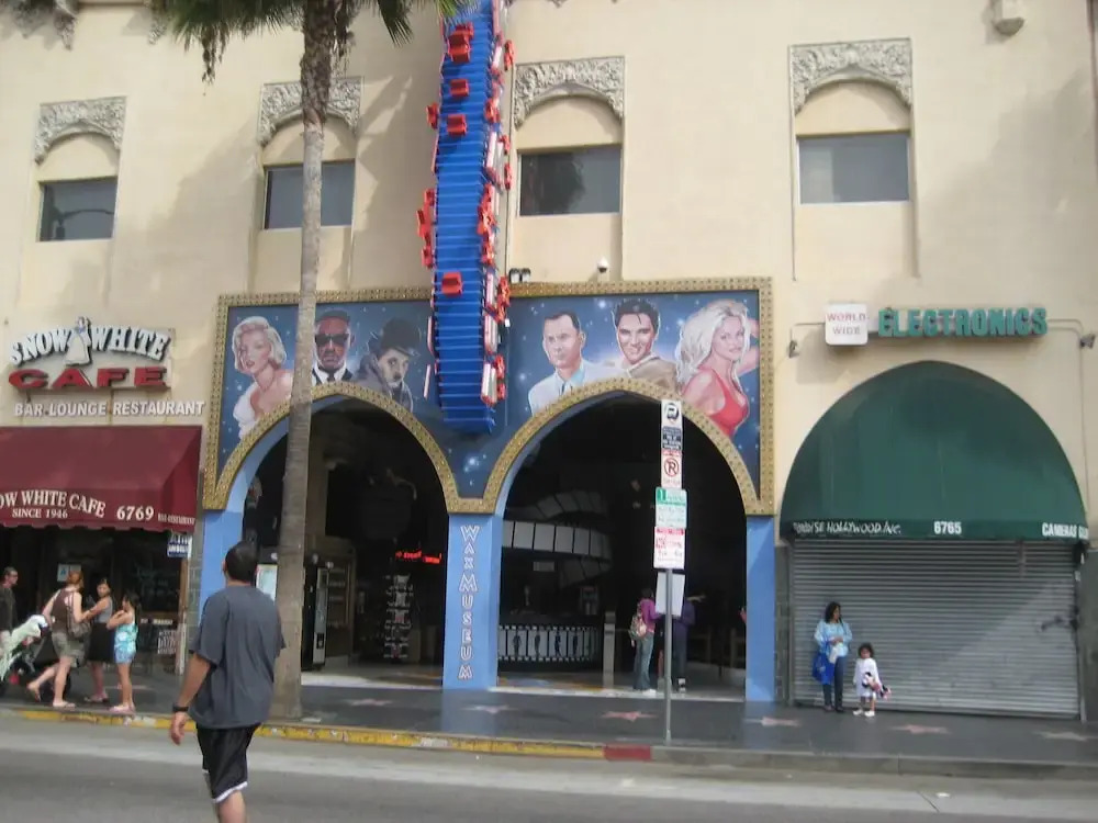 Hollywood and Highland Hotel and Hostel