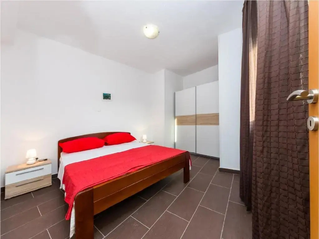 Luciano Apartment