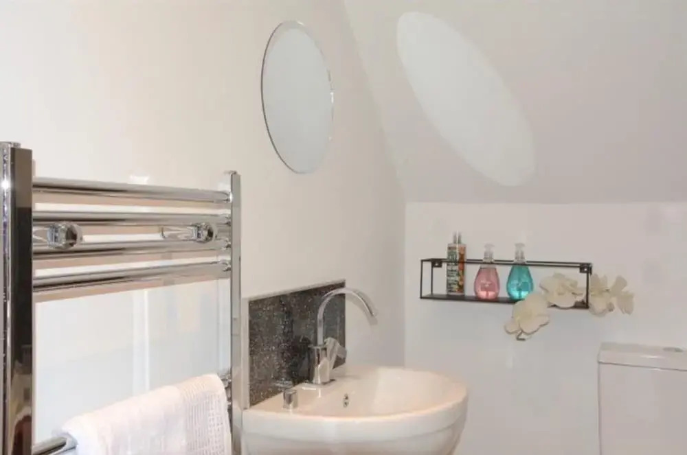 Beautiful 1-bed Apartment Situated in a Mansion