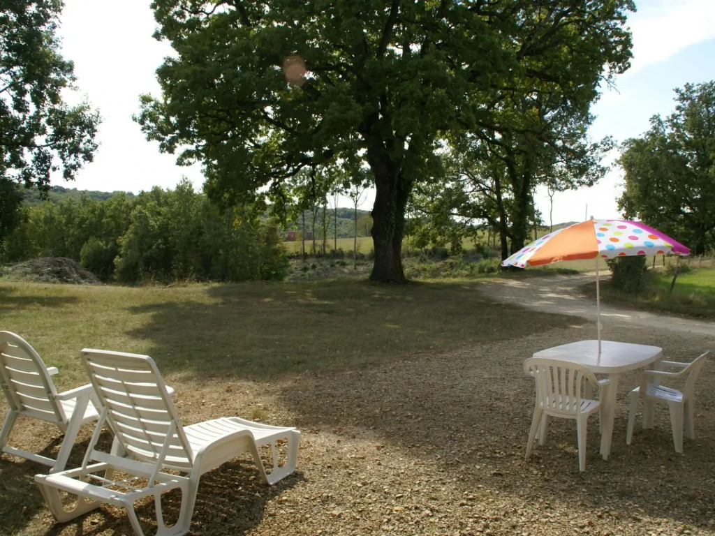 Quaint Home in Berbiguières, Valley of the Castles at 15min