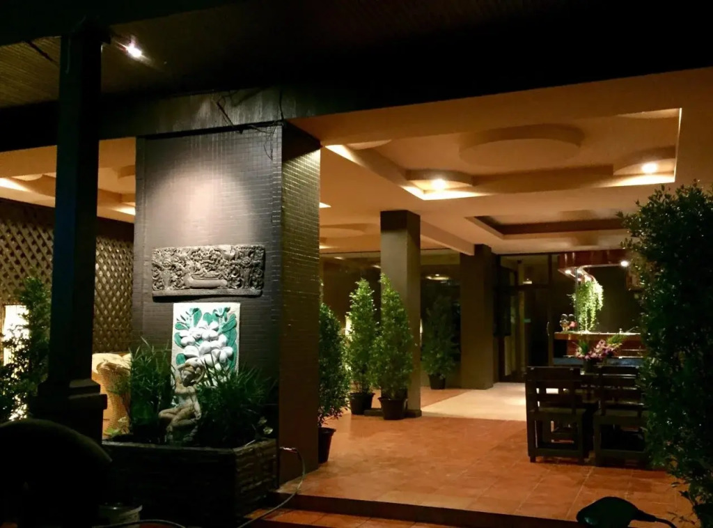 Orient Hotel