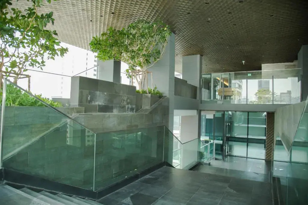 Sukhumvit 11#Luxury#Pool#Gym#BTS Nana&MRT Sukhumvit#1BR#Max4ppl