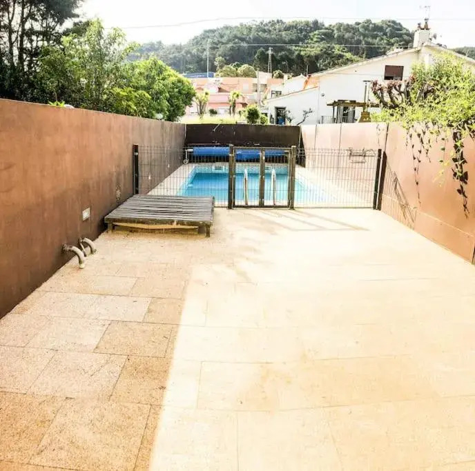 T3 em Moledo com piscina privada a 100m da praia