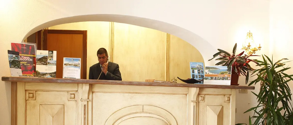 Hotel La Scogliera