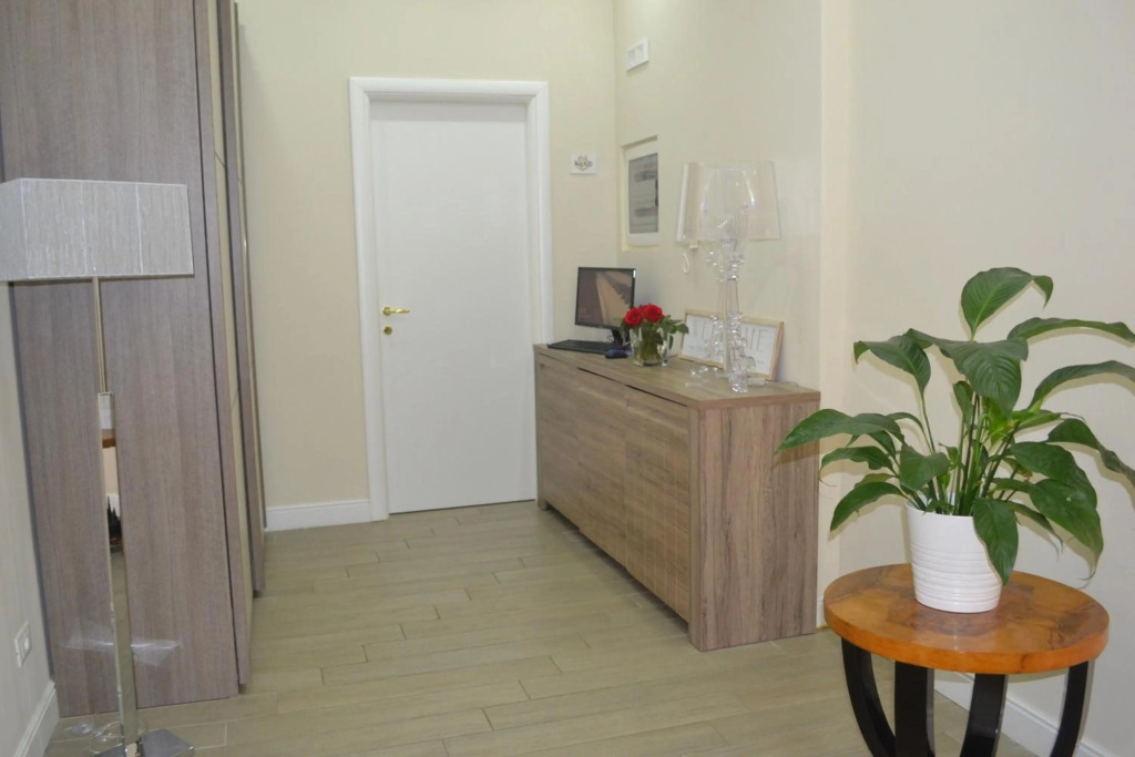 Bloom Apartment