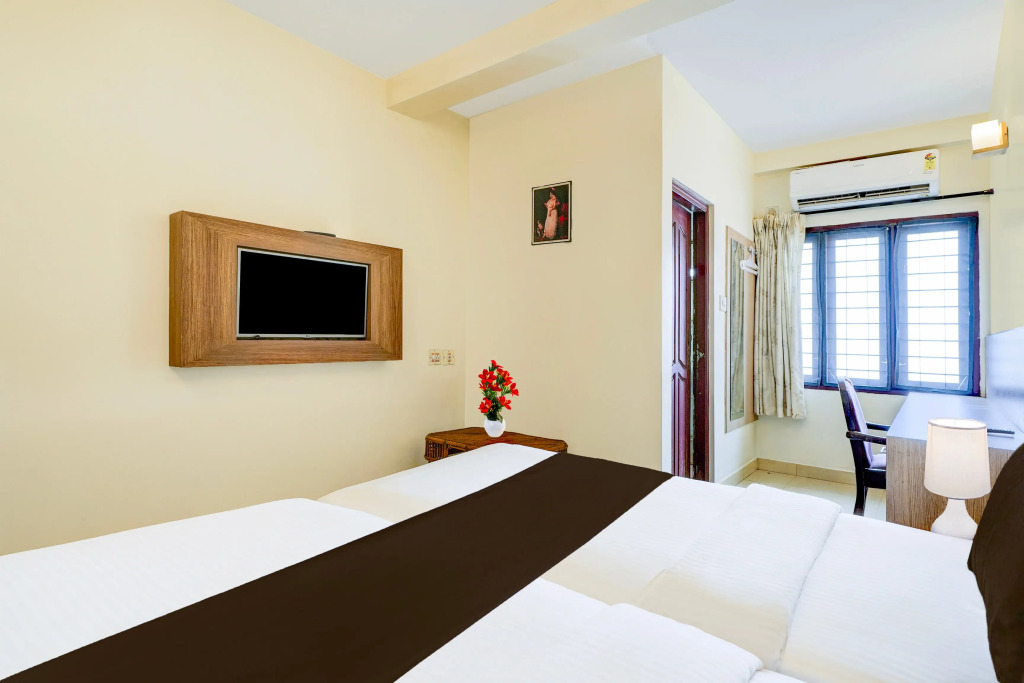 OYO 3633 Nanda Inn