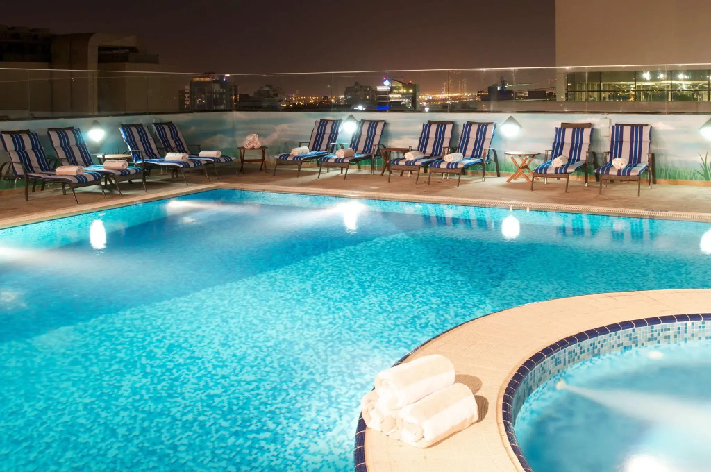 Отель Montreal Barsha