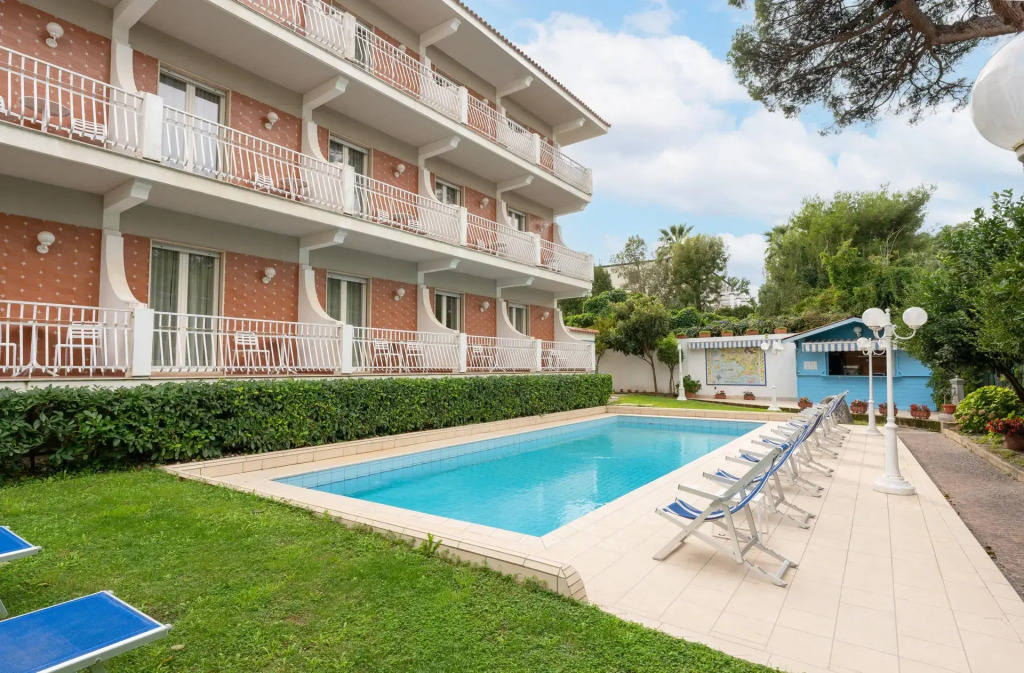 Hotel Eliseo Parks