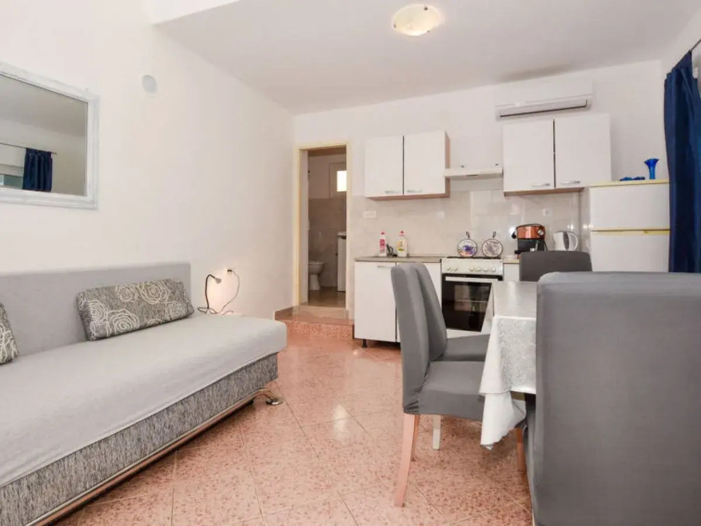 Apartment Magis Maslenica 27445