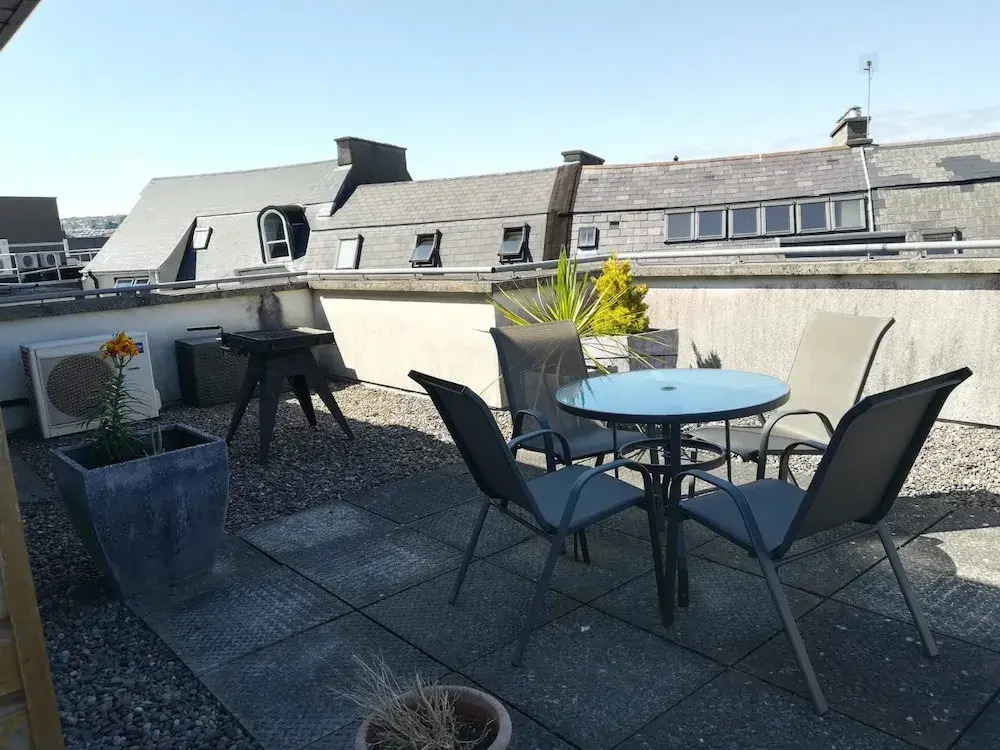 2 bedroom penthouse Cork city Fitton St