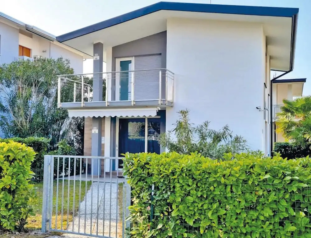 Villa with private garden and barbeque - Beahost