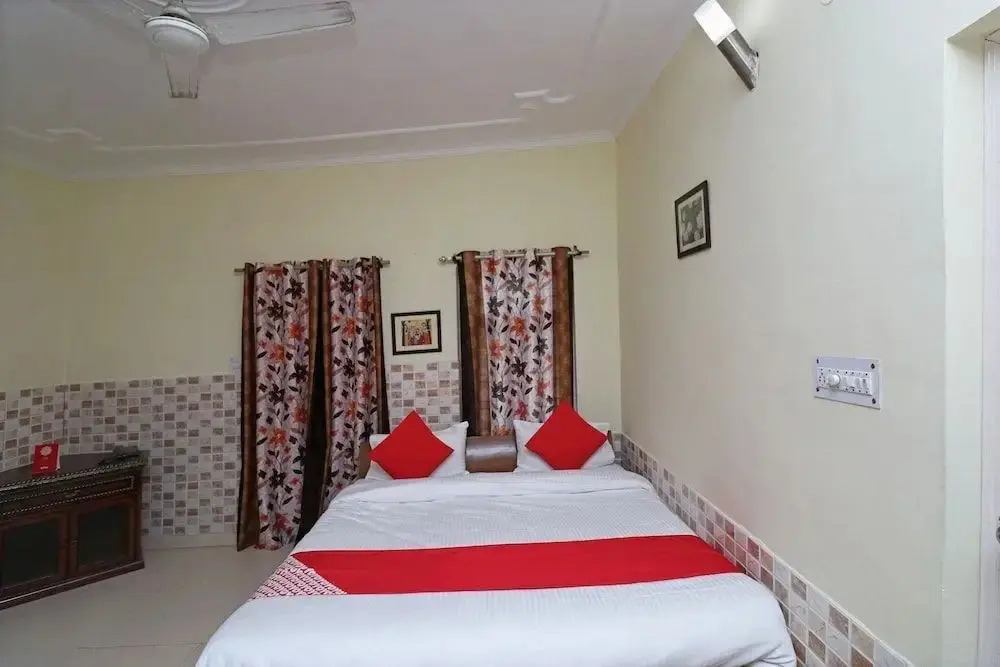 Hotel Diamond Hill by OYO Rooms