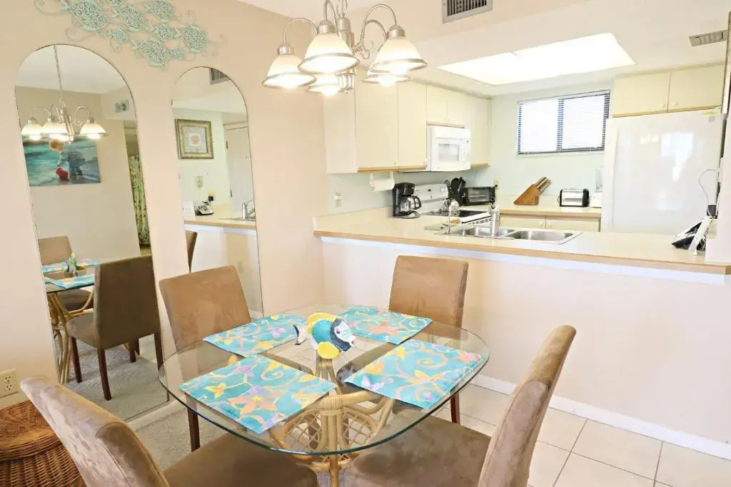 Ocean Village Club N21