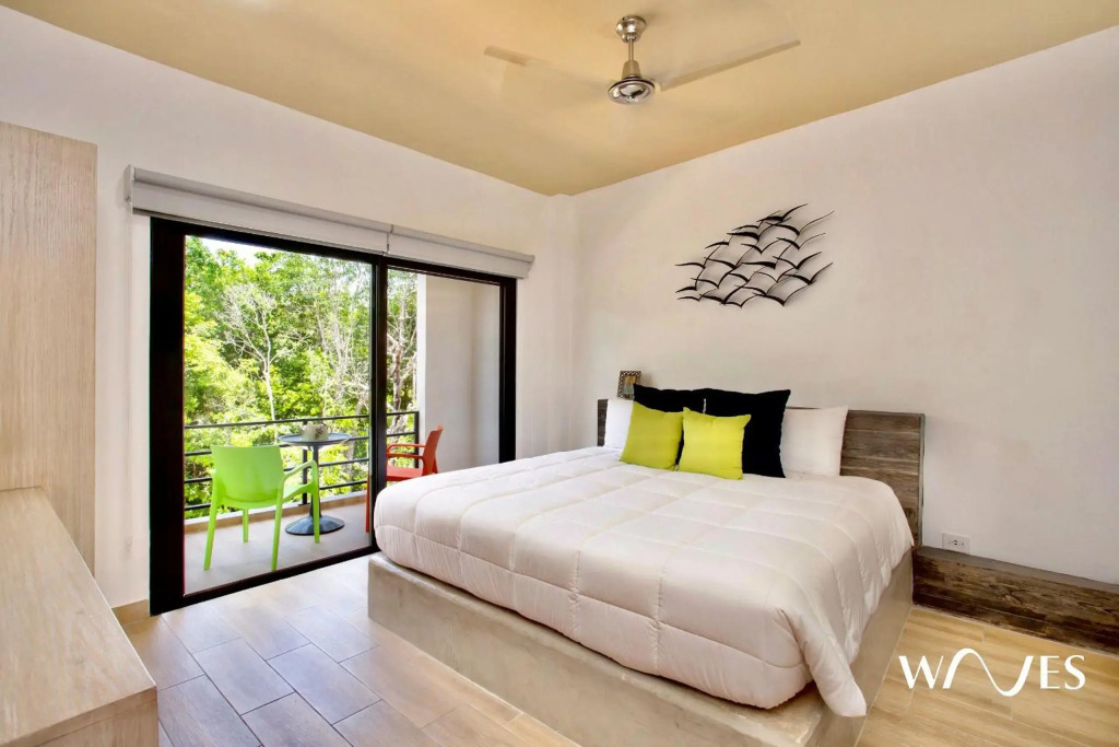 Increíble Townhouse de 3 Rec. con Alberca Privada