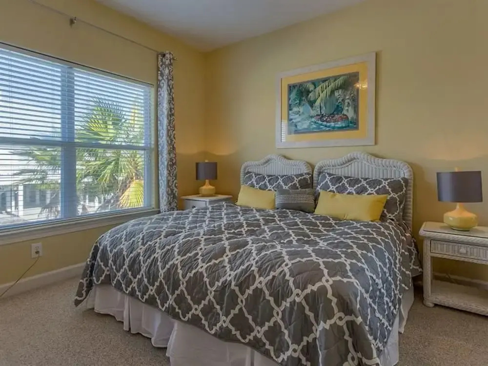 Sea La Vie by Meyer Vacation Rentals
