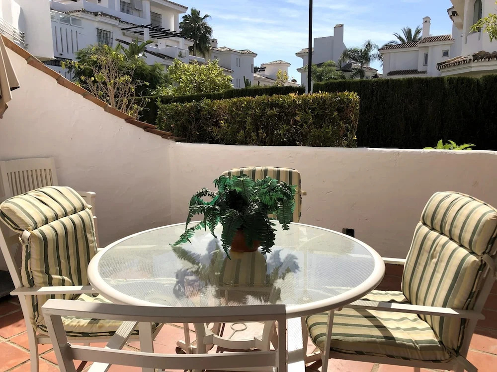 3 Bed Excellent and Quiet Location F-4