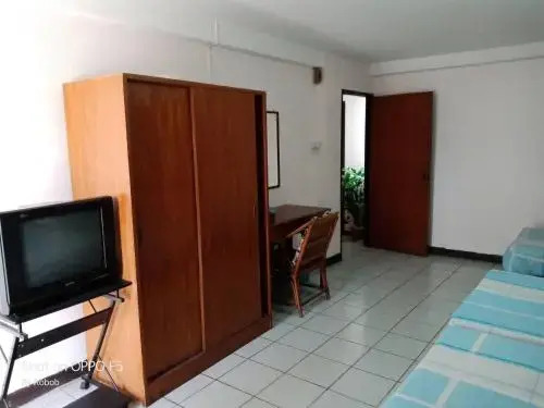 V.I.P. House