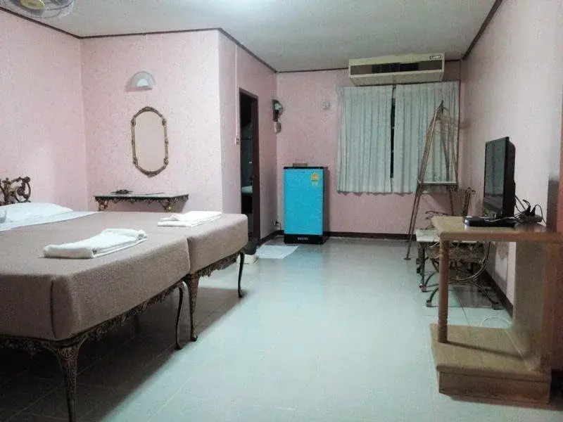 Cha-Am Royal Beach Hotel