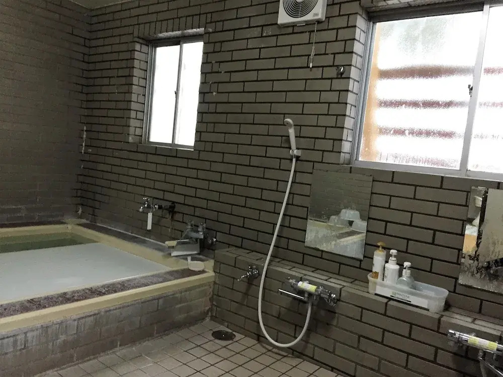 Araya Ryokan