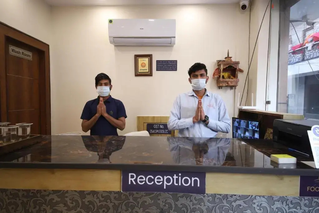 Perfectstayz Value Dwarkesh - Hotel Near Haridwar Railway station