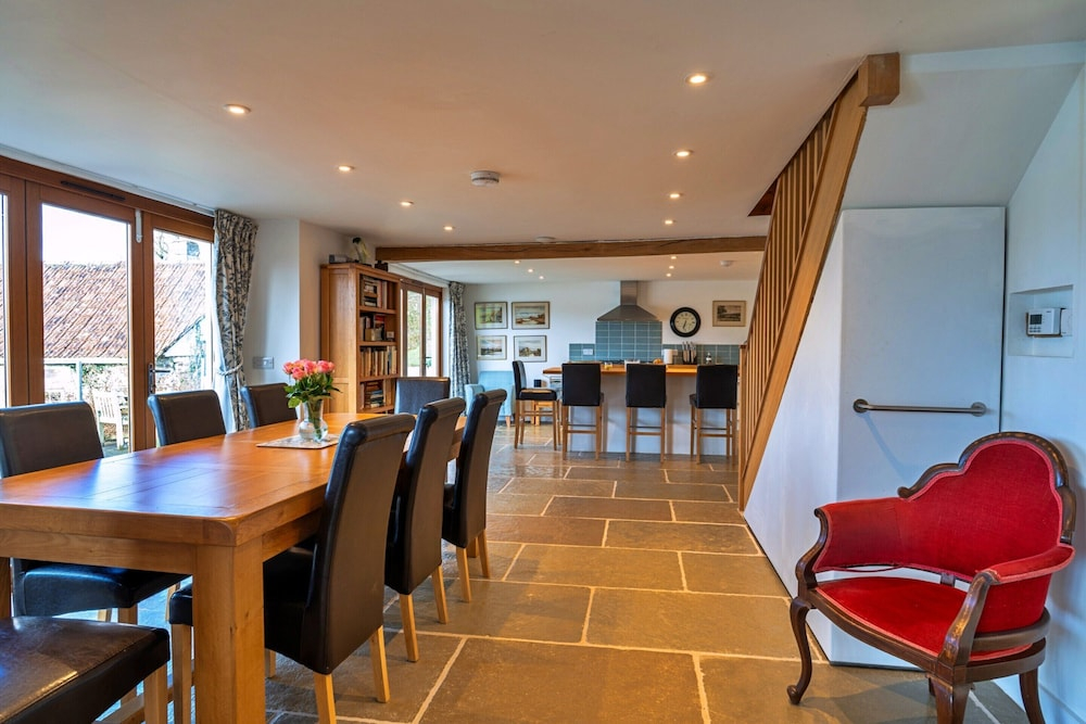 Riverside Home in Devon With Stunning Views