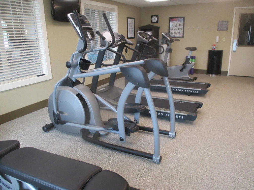 BEST WESTERN Plus Menomonie Inn & Suites