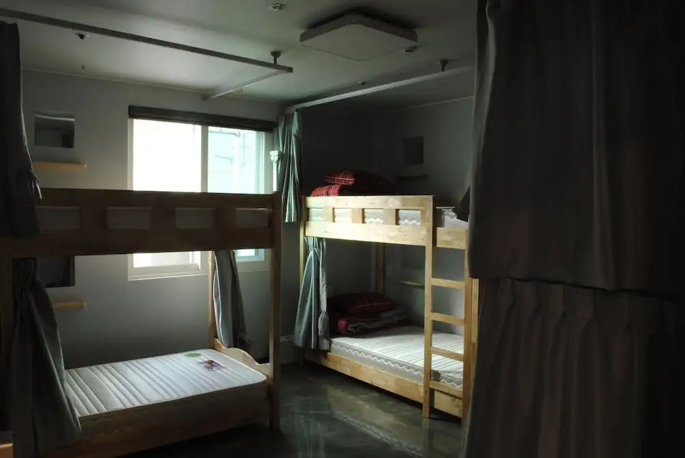 MoonDong's Hostel