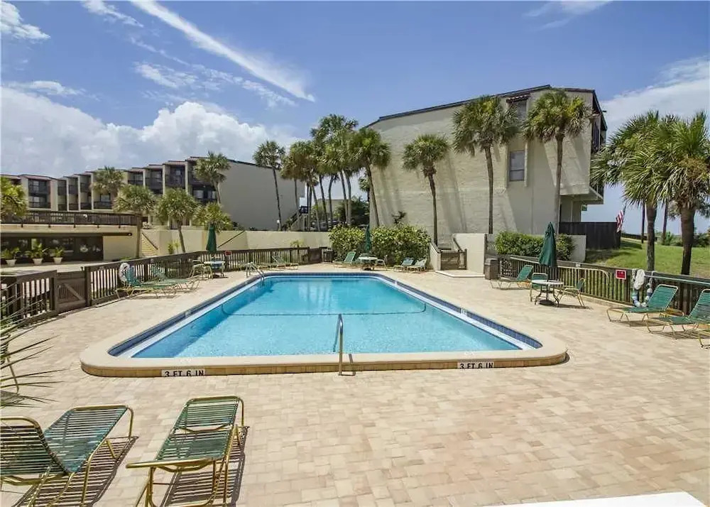 Island House E 225 - Two Bedroom Condo