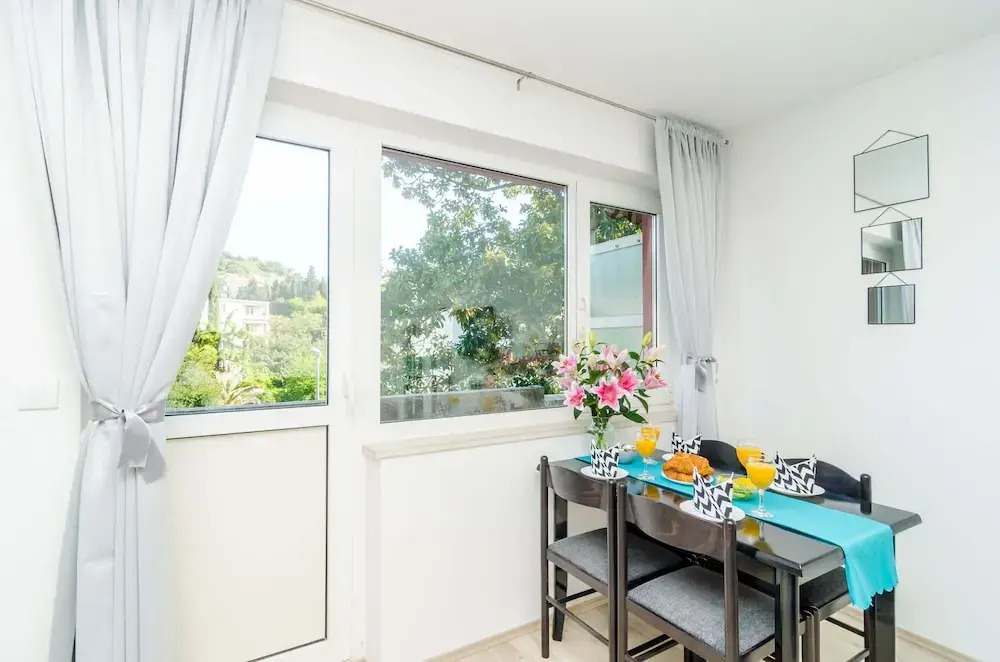 Rea Apartment