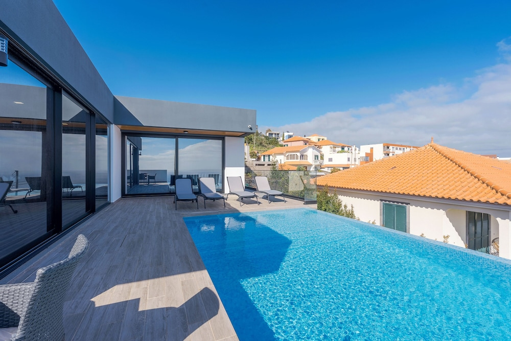Robbies Place by Holiday Rental Madeira
