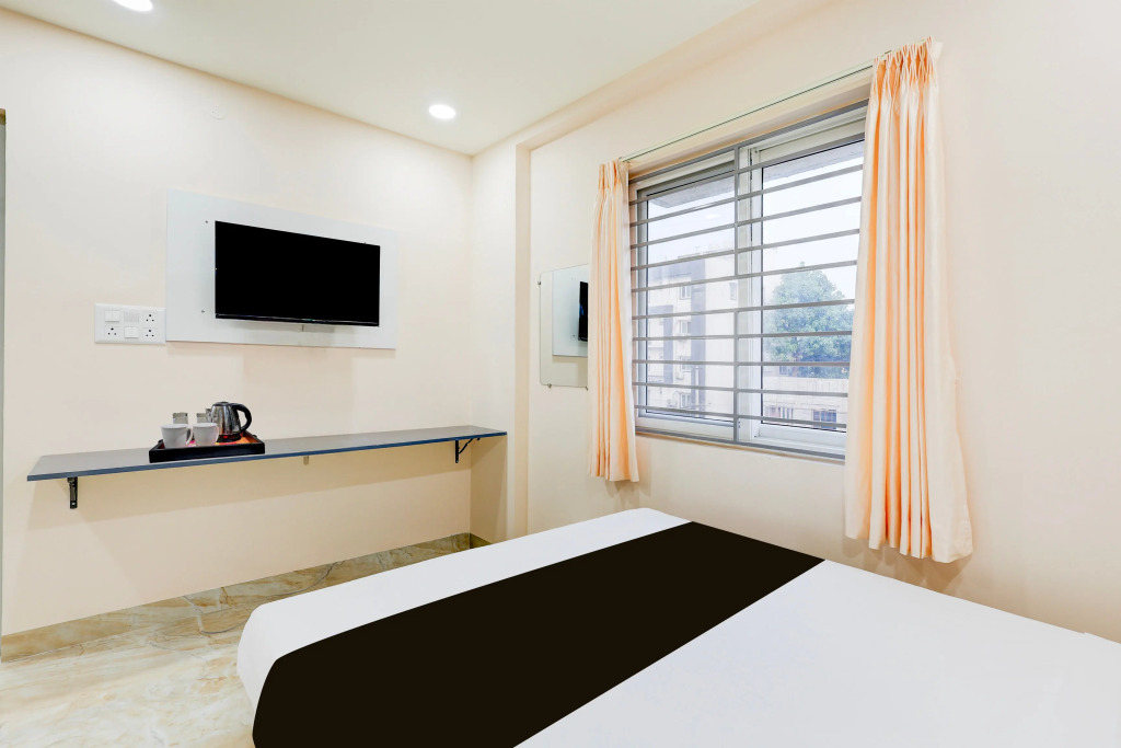 Townhouse MVP Sector With Kailasagiri Hill View