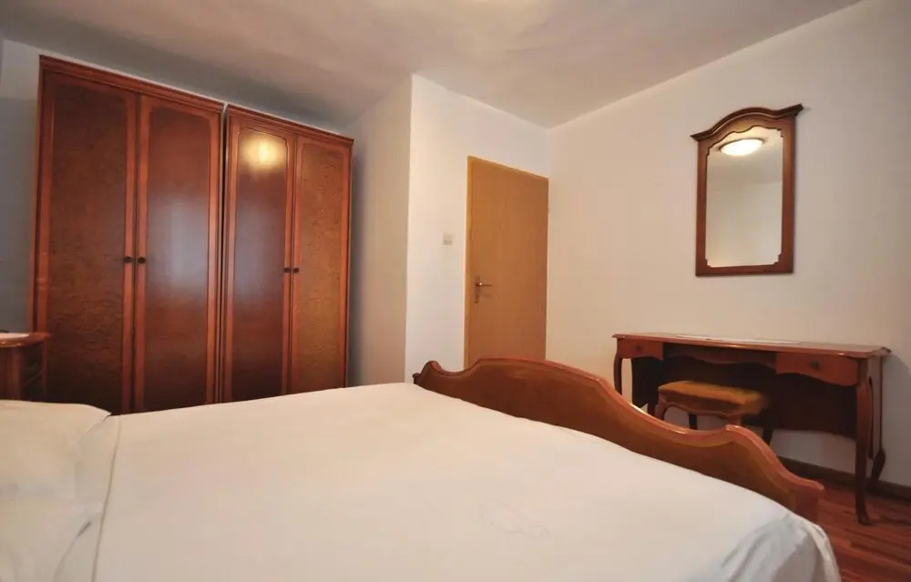 Awesome Home in Pisak With Wifi and 1 Bedrooms