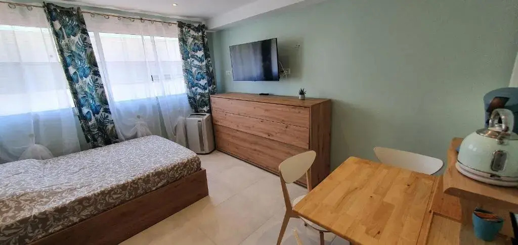 Studio confort, plages proche, wifi, 2 lits - FAME MARINA BAIE DES ANGES