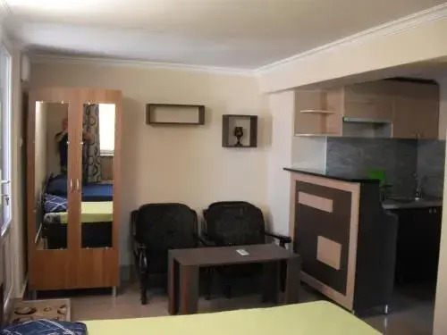 Homelike Inn