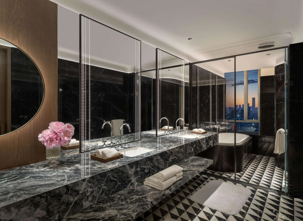 Conrad Urumqi