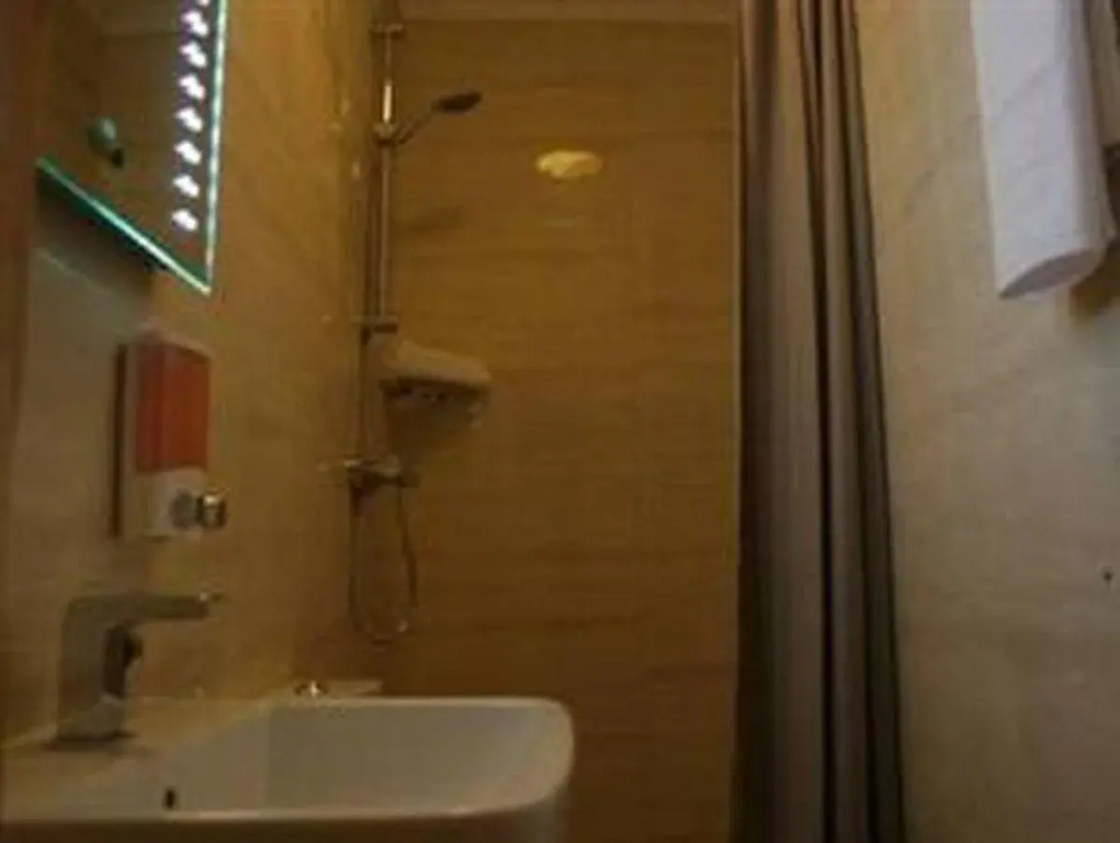 BayTree Hotel